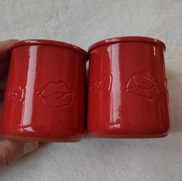 La Fermiere Yogurt Red Ceramic Valentine's Day Crocks - Picture 2 of 5